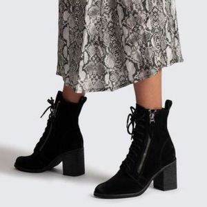 Lela Dolce Vita Booties